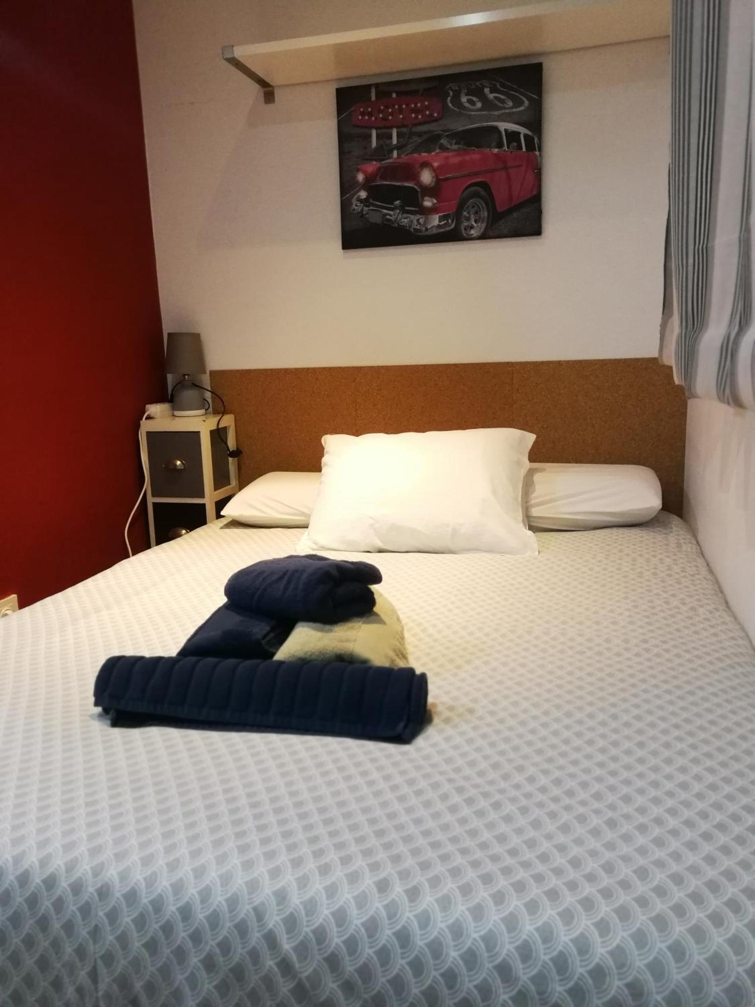 Microloft En Lavapies, 15 Metros Apartment มาดริด ภายนอก รูปภาพ