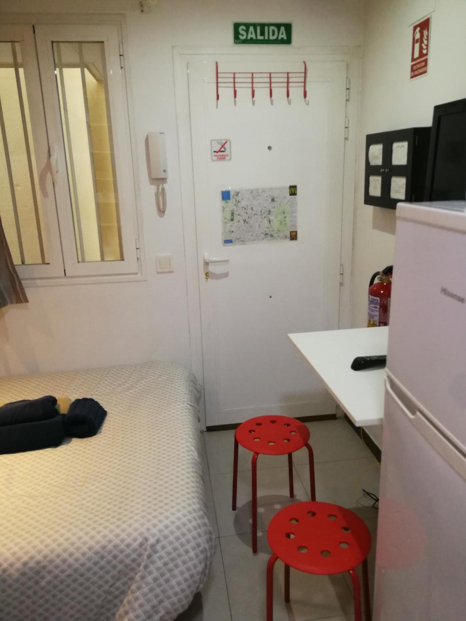 Microloft En Lavapies, 15 Metros Apartment มาดริด ภายนอก รูปภาพ